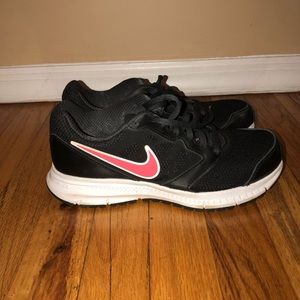 Black Nike Sneakers